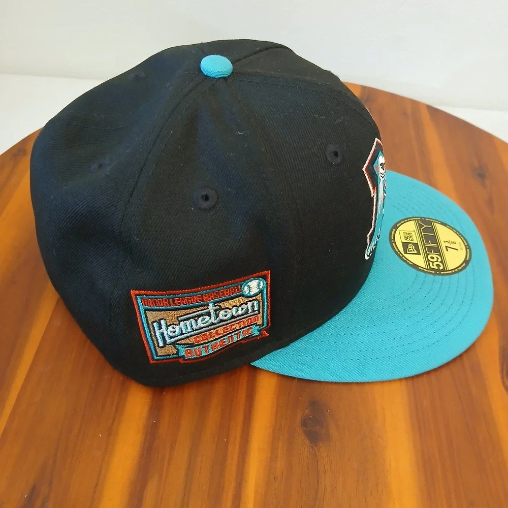 Michigan Battle Cats Hometown Collection Hat Black‎ Teal 7 3/8 New Era 59FIFTY